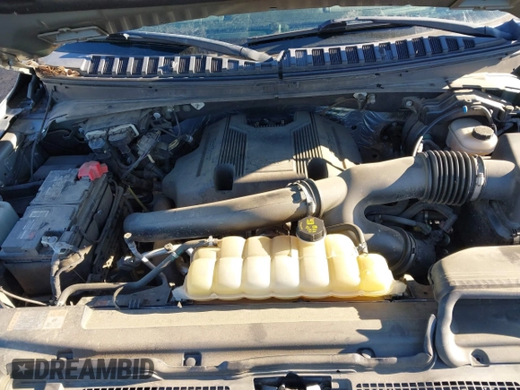 2019 Ford Expedition Limited with VIN 1FMJU2AT8KEA33195, listed as a IAAI auction lot 41222650 with 76,729 mi miles. Bid and sale history available at carsss.com. Image 10.