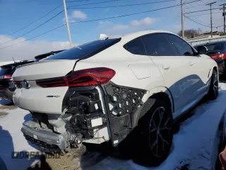 2022 BMW X6 xDrive40i with VIN 5UXCY6C08N9K10724, listed as a Copart auction lot 88091075 with 30,825 mi miles and Salvage Title. Bid and sale history available at carsss.com. Image 3.