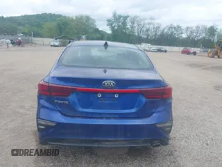 2019 Kia Forte LXS с VIN 3KPF24AD4KE085464, выставлен на аукционе IAAI как лот 42244427 с пробегом 125 403 миль миль и . История ставок и продаж доступна на DreamBid. Изображение 17.