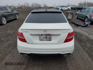 2012 Mercedes-Benz C 350 z VIN WDDGF8JB9CA710837, wystawiony jako Copart lot #82681474 z przebiegiem 130 815 mil mil oraz Szkoda całkowita • Salvage title. Historia ofert i sprzedaży dostępna na DreamBid. Obrazek 6.
