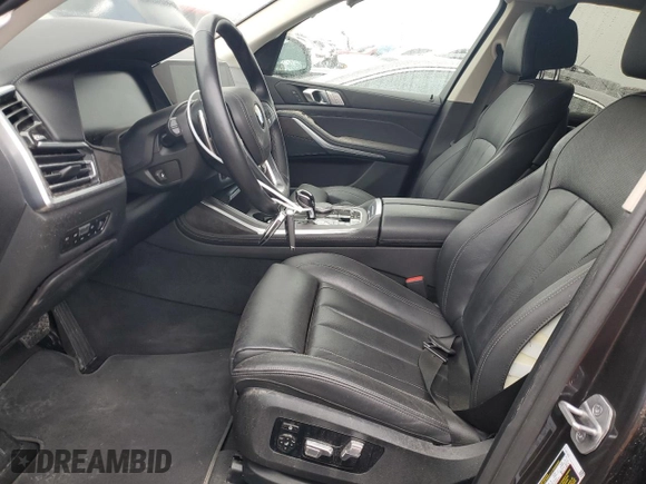 2022 BMW X7 xDrive40i with VIN 5UXCW2C00N9M78102, listed as a Copart auction lot 48050515 with 0 mi miles and Salvage Title. Bid and sale history available at carsss.com. Image 7.