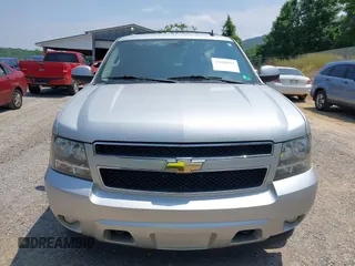 2010 Chevrolet Tahoe LT z VIN 1GNUKBE04AR194729, wystawiony jako IAAI lot #42408855 z przebiegiem 192 532 mil mil oraz . Historia ofert i sprzedaży dostępna na DreamBid. Obrazek 12.