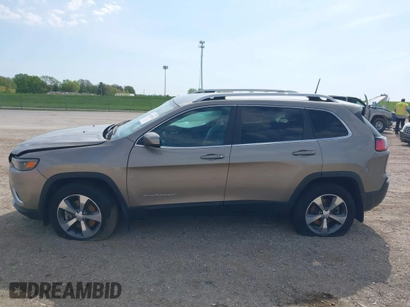 2020 Jeep Cherokee Limited с VIN 1C4PJMDX9LD538879, выставлен на аукционе IAAI как лот 42115301 с пробегом 49 429 миль миль и . История ставок и продаж доступна на DreamBid. Изображение 15.