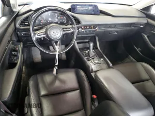 2019 Mazda 3 Select z VIN JM1BPACL2K1106950, wystawiony jako Copart lot #59481345 z przebiegiem 56 582 mil mil oraz Szkoda całkowita • Salvage title. Historia ofert i sprzedaży dostępna na DreamBid. Obrazek 8.