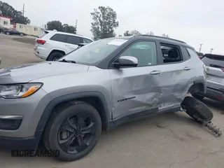 2019 Jeep Compass Latitude с VIN 3C4NJCBB7KT617761, выставлен на аукционе IAAI как лот 42034947 с пробегом 114 839 миль миль и . История ставок и продаж доступна на DreamBid. Изображение 15.