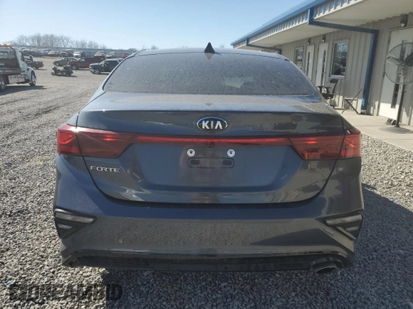 2021 Kia Forte LXS with VIN 3KPF24AD0ME266614, listed as a Copart auction lot 48617255 with 32,144 mi miles and Salvage Title. Bid and sale history available at carsss.com. Image 6.