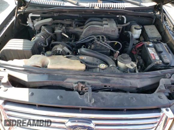 2008 Ford Explorer XLT with VIN 1FMEU63E58UA68508, listed as a Copart auction lot 71561004 with 164,872 mi miles and Non Repairable. Bid and sale history available at carsss.com. Image 11.