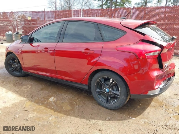 2016 Ford Focus SE with VIN 1FADP3K26GL288926, listed as a IAAI auction lot 41820097 with 189,539 mi miles. Bid and sale history available at carsss.com. Image 3.