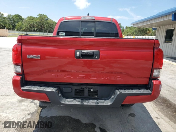2021 Toyota Tacoma SR z VIN 5TFAX5GN4MX192454, wystawiony jako Copart lot #55956395 z przebiegiem 54 875 mil mil oraz Czysty tytuł • Clean title. Historia ofert i sprzedaży dostępna na DreamBid. Obrazek 6.
