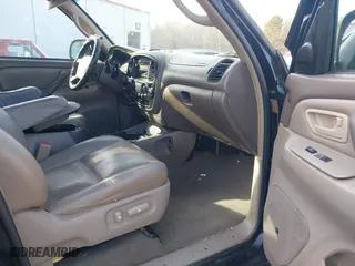 2006 Toyota Sequoia SR5 with VIN 5TDZT34A56S268180, listed as a IAAI auction lot 41328009 with 274,926 mi miles. Bid and sale history available at carsss.com. Image 5.