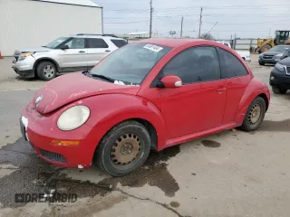 2010 Volkswagen Beetle with VIN 3VWPW3AG6AM008674, listed as a Copart auction lot 84081404 with 204,277 mi miles and Salvage title. Bid and sale history available at DreamBid. Image 1.