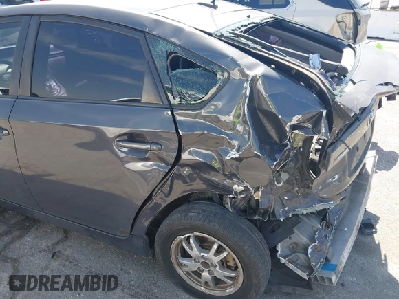 2010 Toyota Prius II with VIN JTDKN3DU8A0165868, listed as a IAAI auction lot 41860926 with 148,827 mi miles. Bid and sale history available at carsss.com. Image 6.