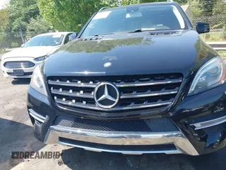 2014 Mercedes-Benz M 350 z VIN 4JGDA2EB0EA385223, wystawiony jako IAAI lot #42056714 z przebiegiem 185 750 mil mil oraz . Historia ofert i sprzedaży dostępna na DreamBid. Obrazek 12.