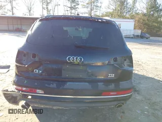 2015 Audi Q7 3.0L TDI Premium with VIN WA1CMAFE6FD019951, listed as a IAAI auction lot 41590509 with 125,000 mi miles. Bid and sale history available at carsss.com. Image 16.