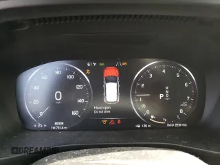2019 Volvo XC40 Momentum с VIN YV4162XZ3K2013056, выставлен на аукционе Copart как лот 51208045 с пробегом 85 338 миль миль и Списание • Salvage title. История ставок и продаж доступна на DreamBid. Изображение 9.
