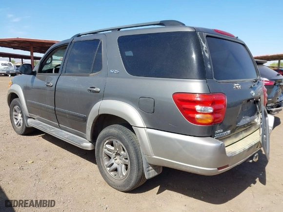 2004 Toyota Sequoia SR5 with VIN 5TDZT34A84S215261, listed as a IAAI auction lot 41996939 with 282,992 mi miles. Bid and sale history available at carsss.com. Image 3.