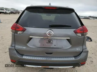 2020 Nissan Rogue SV z VIN KNMAT2MTXLP523694, wystawiony jako Copart lot #53279835 z przebiegiem 49 825 mil mil oraz Szkoda całkowita • Salvage title. Historia ofert i sprzedaży dostępna na DreamBid. Obrazek 6.