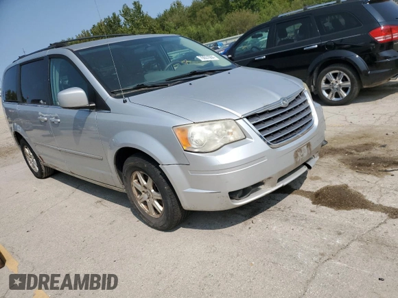 2008 Chrysler Town & Country Touring with VIN 2A8HR54P88R722629, listed as a Copart auction lot 70931084 with 120,702 mi miles and Clean Title. Bid and sale history available at carsss.com. Image 4.