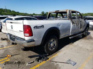 2017 Ram 2500 Tradesman z VIN 3C6UR5HJ9HG719988, wystawiony jako Copart lot #58069794 z przebiegiem Nie podano mil oraz Nie do naprawy • Non repairable. Historia ofert i sprzedaży dostępna na DreamBid. Obrazek 3.
