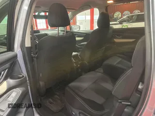 2022 Subaru Ascent Premium z VIN 4S4WMAEDXN3416560, wystawiony jako IAAI lot #42307719 z przebiegiem 110 076 mil mil oraz . Historia ofert i sprzedaży dostępna na DreamBid. Obrazek 1.