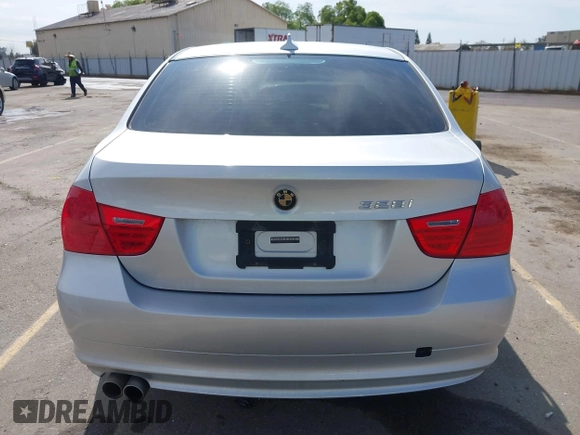 2011 BMW 3 Series 328i with VIN WBAPH5C51BA441481, listed as a IAAI auction lot 41891465 with 116,780 mi miles and . Bid and sale history available at carsss.com. Image 17.