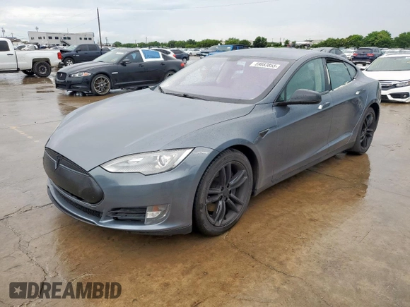 2013 Tesla Model S with VIN 5YJSA1CNXDFP16432, listed as a Copart auction lot 59883855 with 180,100 mi miles and Clean title. Bid and sale history available at DreamBid. Image 1.