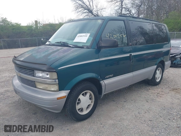1997 Chevrolet Astro with VIN 1GNDM19W9VB205001, listed as a IAAI auction lot 42002535 with 136,734 mi miles. Bid and sale history available at carsss.com. Image 18.