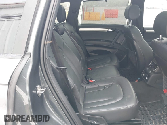 2013 Audi Q7 3.0T S line Prestige with VIN WA1DGAFE6DD009137, listed as a IAAI auction lot 40692368 with 99,060 mi miles. Bid and sale history available at carsss.com. Image 8.