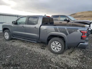 2023 Nissan Frontier SV with VIN 1N6ED1FK4PN631238, listed as a Copart auction lot 43640525 with 26,974 mi miles and Salvage Title. Bid and sale history available at carsss.com. Image 2.
