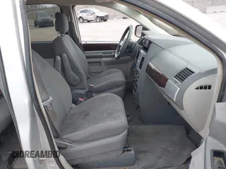 2010 Chrysler Town & Country Touring with VIN 2A4RR5D18AR466614, listed as a IAAI auction lot 41824475 with 242,881 mi miles. Bid and sale history available at carsss.com. Image 5.