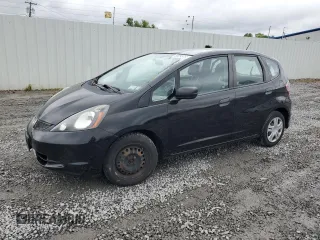 2010 Honda Fit z VIN JHMGE8H22AS027239, wystawiony jako Copart lot #59358935 z przebiegiem 121 802 mil mil oraz Czysty tytuł • Clean title. Historia ofert i sprzedaży dostępna na DreamBid. Obrazek 1.