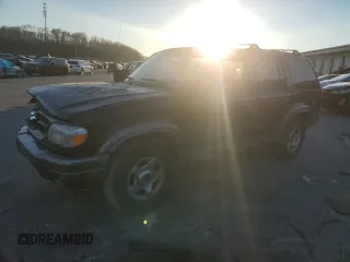 2001 Ford Explorer XLT with VIN 1FMZU73E51UB05313, listed as a Copart auction lot 83451804 with 222,747 mi miles and Salvage title. Bid and sale history available at DreamBid. Image 1.