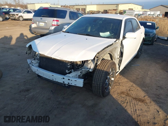 2018 Chrysler 300 with VIN 2C3CCAGG9JH250674, listed as a IAAI auction lot 41770040 with 147,642 mi miles. Bid and sale history available at carsss.com. Image 2.
