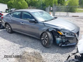 2020 Nissan Altima SV with VIN 1N4BL4DV2LC162265, listed as a IAAI auction lot 42297337 with 105,604 mi miles and . Bid and sale history available at DreamBid. Image 1.