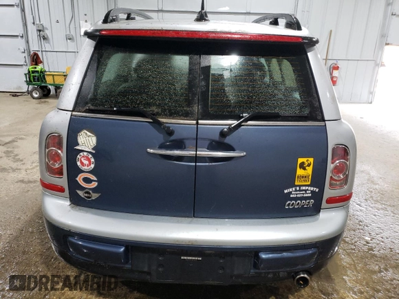 2011 MINI Clubman z VIN WMWZF3C51BTX81754, wystawiony jako Copart lot #64674524 z przebiegiem 109 083 mil mil oraz Szkoda całkowita • Salvage title. Historia ofert i sprzedaży dostępna na DreamBid. Obrazek 6.