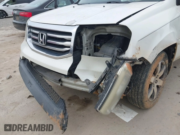 2013 Honda Pilot Touring with VIN 5FNYF3H98DB025516, listed as a IAAI auction lot 41767097 with 202,908 mi miles and . Bid and sale history available at DreamBid. Image 6.