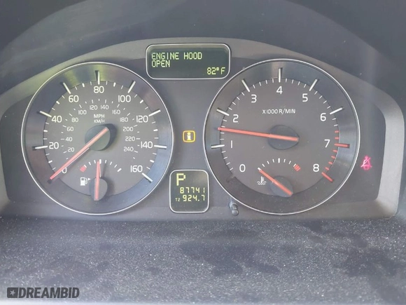 2008 Volvo C70 with VIN YV1MC67248J045283, listed as a IAAI auction lot 41694420 with 87,741 mi miles. Bid and sale history available at carsss.com. Image 7.