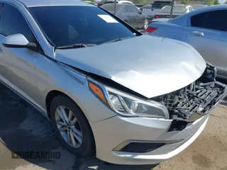 2017 Hyundai Sonata 2.4L with VIN 5NPE24AF5HH541585, listed as a IAAI auction lot 42181953 with 116,768 mi miles and . Bid and sale history available at carsss.com. Image 19.
