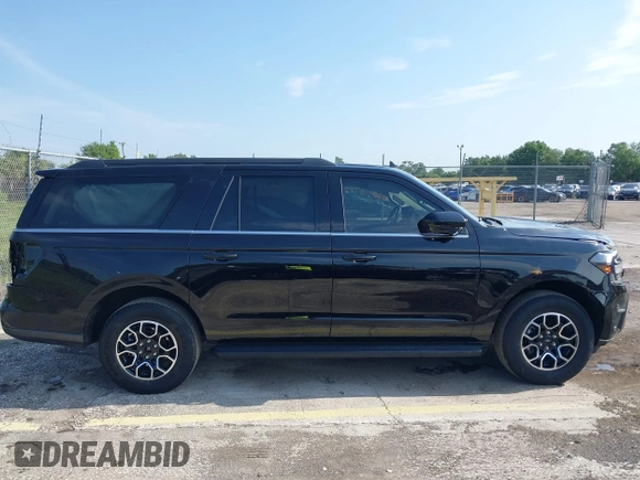 2024 Ford Expedition Max XLT с VIN 1FMJK1H83REA27722, выставлен на аукционе IAAI как лот 42376146 с пробегом 31 277 миль миль и . История ставок и продаж доступна на DreamBid. Изображение 13.