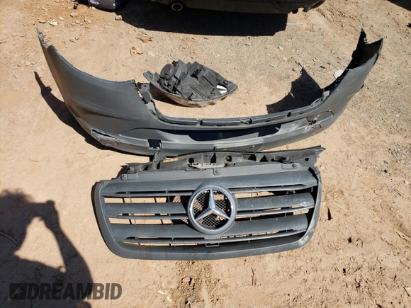 2020 Mercedes-Benz Sprinter with VIN W1W4EBHY6LT022133, listed as a Copart auction lot 46877493 with 69,538 mi miles and . Bid and sale history available at DreamBid. Image 13.