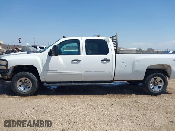 2009 Chevrolet Silverado 3500HD with VIN 1GBHK83699F159061, listed as a IAAI auction lot 41982560 with 352,309 mi miles and . Bid and sale history available at DreamBid. Image 14.