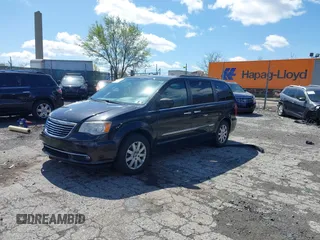 2015 Chrysler Town & Country Touring with VIN 2C4RC1BG5FR521339, listed as a IAAI auction lot 41984089 with 107,275 mi miles and . Bid and sale history available at DreamBid. Image 17.