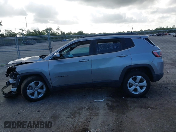 2020 Jeep Compass Altitude z VIN 3C4NJCBB6LT235321, wystawiony jako IAAI lot #42497160 z przebiegiem 25 615 mil mil oraz . Historia ofert i sprzedaży dostępna na DreamBid. Obrazek 15.
