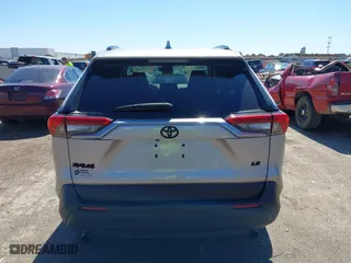 2021 Toyota RAV4 LE with VIN 2T3H1RFV8MC151565, listed as a IAAI auction lot 41750607 with 77,741 mi miles. Bid and sale history available at carsss.com. Image 16.
