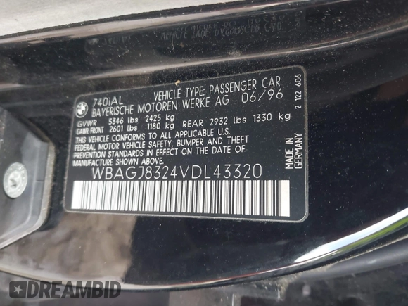 1997 BMW 7 Series 740il with VIN WBAGJ8324VDL43320, listed as a IAAI auction lot 41990660 with 193,998 mi miles. Bid and sale history available at carsss.com. Image 9.