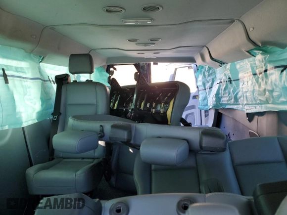2018 Ford Transit Passenger XL с VIN 1FBZX2YM2JKB37098, выставлен на аукционе Copart как лот 41417795 с пробегом 92 592 миль миль и На запчасти • Non repairable. История ставок и продаж доступна на DreamBid. Изображение 10.