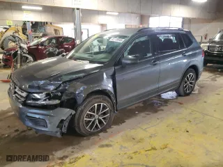 2021 Volkswagen Tiguan S with VIN 3VV1B7AX8MM010816, listed as a Copart auction lot 45718545 with 75,384 mi miles and Salvage Title. Bid and sale history available at carsss.com. Image 1.