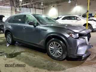 2024 Mazda CX-90 Preferred Plus z VIN JM3KKCHD5R1150177, wystawiony jako Copart lot #52747855 z przebiegiem 35 995 mil mil oraz Nie do naprawy. Historia ofert i sprzedaży dostępna na DreamBid. Obrazek 4.