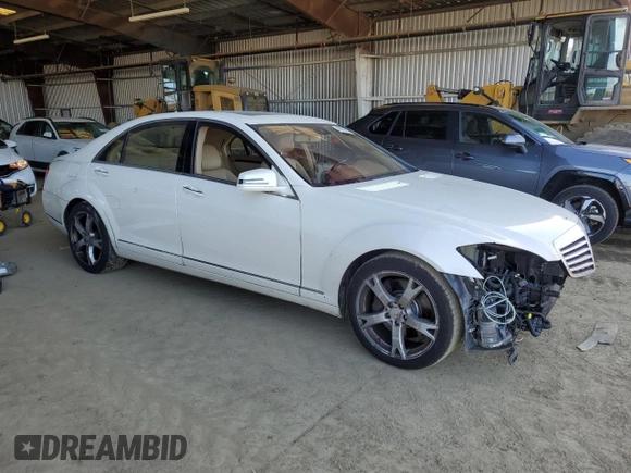 2013 Mercedes-Benz S-Class S 550 with VIN WDDNG7DB3DA503825, listed as a Copart auction lot 49843855 with 127,405 mi miles and Salvage Title. Bid and sale history available at carsss.com. Image 4.