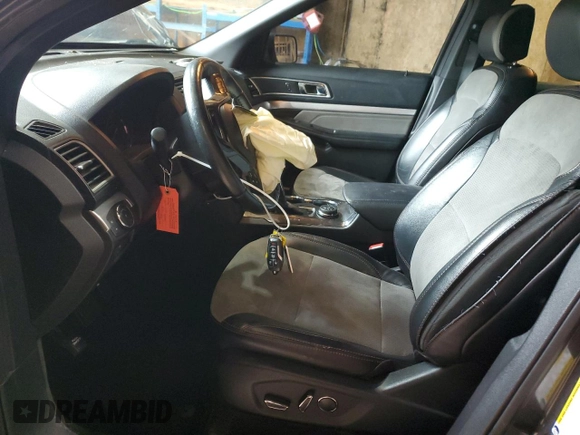 2017 Ford Explorer XLT с VIN 1FM5K8D89HGC74360, выставлен на аукционе Copart как лот 55303965 с пробегом 105 510 миль миль и Списание • Salvage title. История ставок и продаж доступна на DreamBid. Изображение 7.